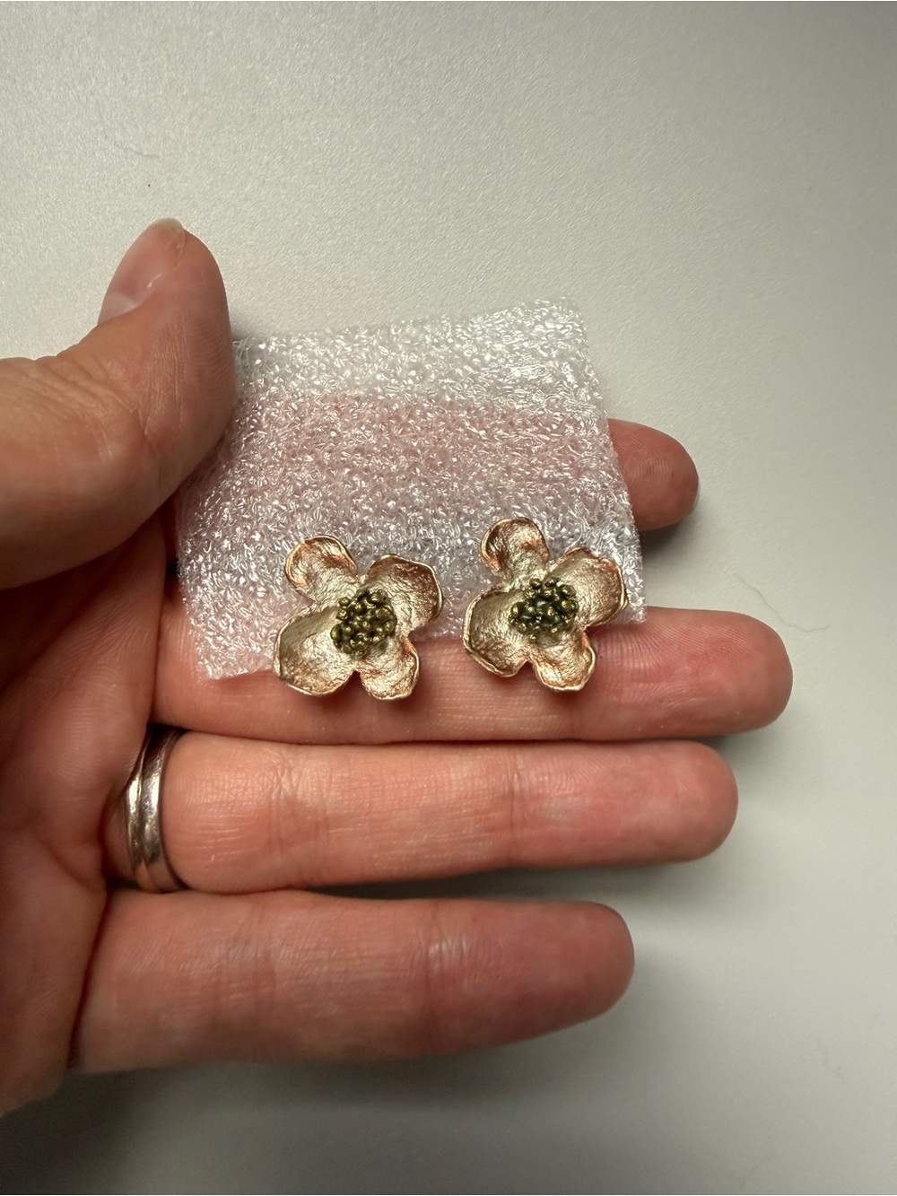 Michael Michaud • Dogwood Post Earrings - Picture 4 of 4